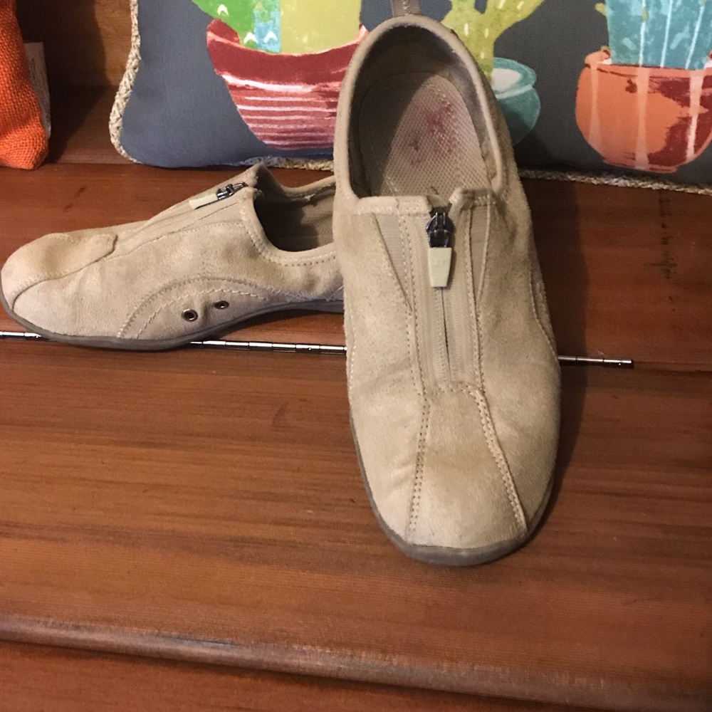 Dr. Scholl’s Fremont tan loafer
